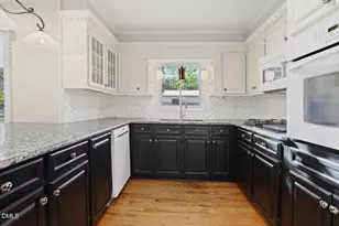 1105 S Vermont St, Smithfield, NC 27577 - Photo 10