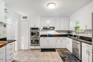 404 Morgan Creek Rd, Chapel Hill, NC 27517 - Photo 2
