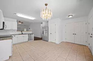 11301 Clubhaven Pl, Raleigh, NC 27617 - Photo 14