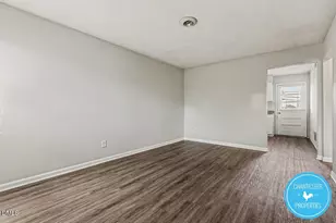 113 Florence St, Graham, NC 27253 - Photo 6