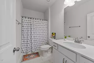 122 Commons Cir, Clayton, NC 27520 - Photo 20