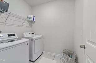 122 Commons Cir, Clayton, NC 27520 - Photo 24