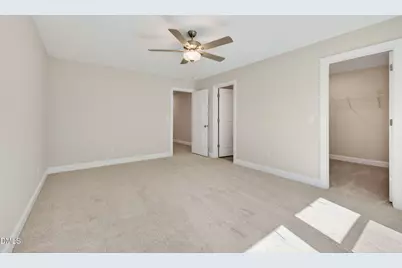 610 Barrington Row Avenue, Zebulon, NC 27597 - Photo 14