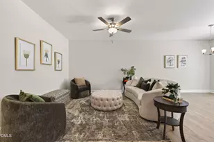 610 Barrington Row Ave, Zebulon, NC 27597 - Photo 2