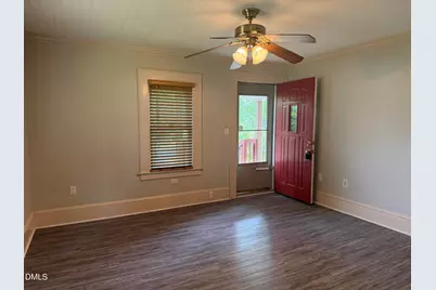 302 N Brevard Street, Selma, NC 27576 - Photo 6