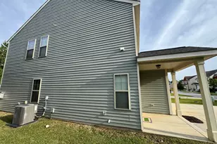 214 Marsh Creek Dr, Garner, NC 27529 - Photo 2