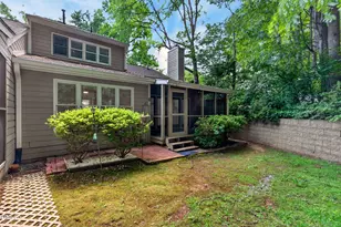 212 Chimney Rise Dr, Cary, NC 27511 - Photo 18