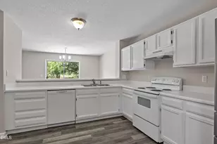 215 Rattan Bay Dr, Raleigh, NC 27610 - Photo 4