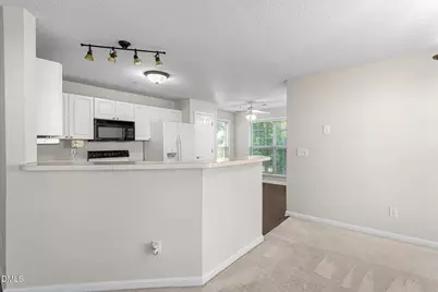 2219 Delaney Drive # 214, Burlington, NC 27215 - Photo 6