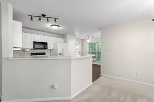 2219 Delaney Dr, Burlington, NC 27215 - Photo 6