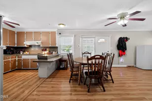 502 Crestview Ave SW, Wilson, NC 27893 - Photo 12