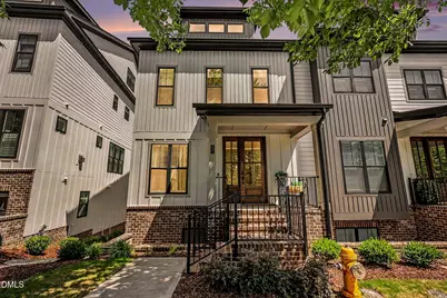 621 S Franklin Street, Wake Forest, NC 27587 - Photo 1