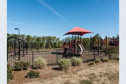 1813 Green Oaks Parkway, Holly Springs, NC 27540 - Photo 36