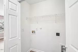 1404 Springshire Ct, Raleigh, NC 27610 - Photo 14