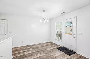 1404 Springshire Ct, Raleigh, NC 27610 - Photo 6