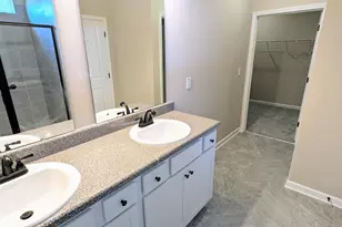 250 Ambassador Dr, Clayton, NC 27520 - Photo 8