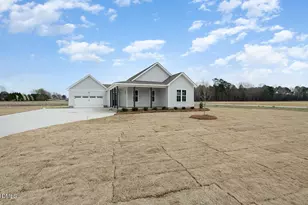 424 Davis Mill Rd, Selma, NC 27576 - Photo 1