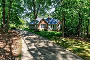 2028 Lovdal Dr, Raleigh, NC 27613 - Photo 2