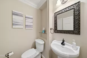 3812 Somerset Dr, Durham, NC 27707 - Photo 12