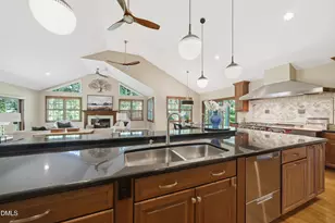 3812 Somerset Dr, Durham, NC 27707 - Photo 18