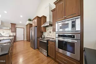 3812 Somerset Dr, Durham, NC 27707 - Photo 16