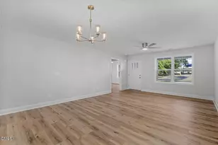 303 N West St, Roseboro, NC 28382 - Photo 8