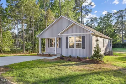 303 N West Street, Roseboro, NC 28382 - Photo 4