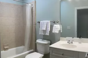 1130 Parkridge Ln, Raleigh, NC 27605 - Photo 14