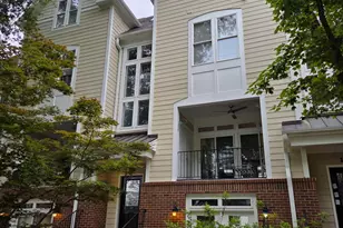 1130 Parkridge Ln, Raleigh, NC 27605 - Photo 1