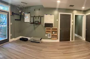 1130 Parkridge Ln, Raleigh, NC 27605 - Photo 18