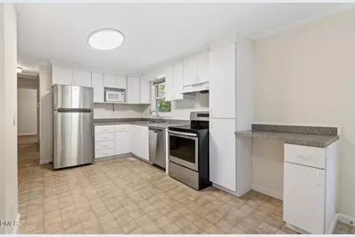 309 W Union Street, Hillsborough, NC 27278 - Photo 16