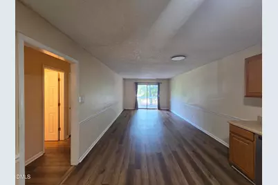 906 W Chatham Street, Cary, NC 27511 - Photo 14