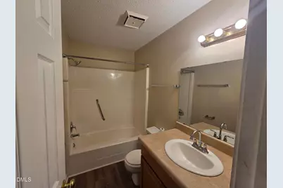 906 W Chatham Street, Cary, NC 27511 - Photo 8