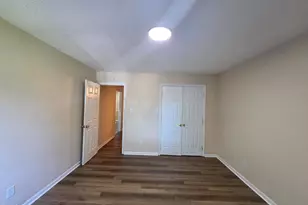 906 W Chatham St, Cary, NC 27511 - Photo 6