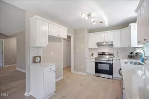31 Fieldview Ct, Angier, NC 27501 - Photo 6