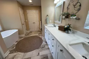 8909 Breeland Way, Raleigh, NC 27613 - Photo 32
