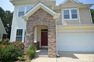 1507 Hinchliff Ct, Fuquay-Varina, NC 27526 - Photo 2