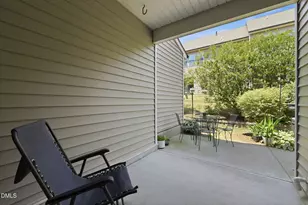 1117 Metropolitan Dr, Durham, NC 27713 - Photo 32
