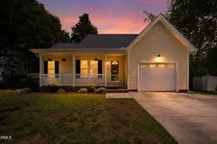 104 Spinel Ln, Knightdale, NC 27545 - Photo 2