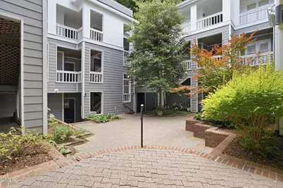 700 Bishops Park #306, Raleigh, NC 27605 - Photo 2