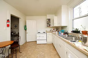 822 Clarendon St, Durham, NC 27705 - Photo 4