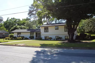 1607 Lakeshore Drive, Dunn, NC 28334 - Photo 2