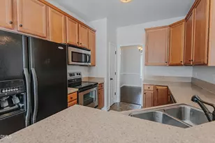 104 Cale Dr, Burlington, NC 27215 - Photo 16
