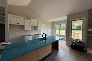 193 Royal Ave, Selma, NC 27576 - Photo 4