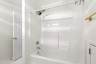 4305 Dinwiddie Ct, Raleigh, NC 27604 - Photo 34