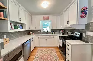 2813 Barmettler St, Raleigh, NC 27607 - Photo 8