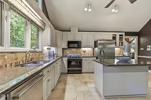 8208 Aberloch Ct, Raleigh, NC 27606 - Photo 16