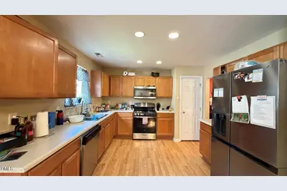1745 E Honey Springs Avenue, Fuquay-Varina, NC 27526 - Photo 6