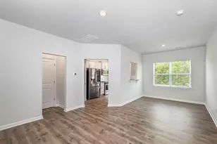 1233 Adrian Ct, Mebane, NC 27302 - Photo 6