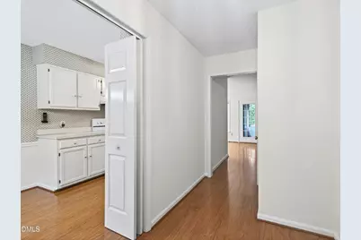 118 Shady Meadow Circle, Cary, NC 27513 - Photo 4
